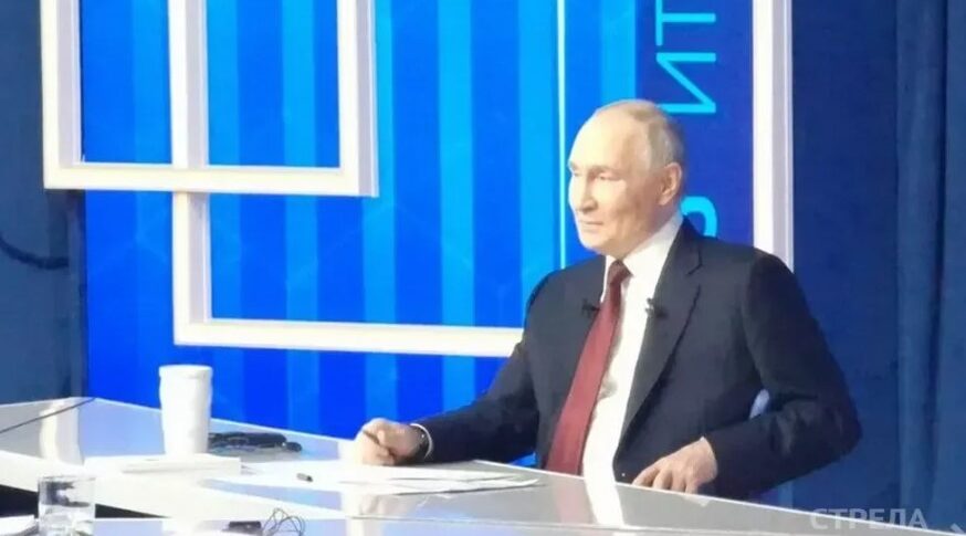 Президент Путин  наградил брянского библиотекаря орденом