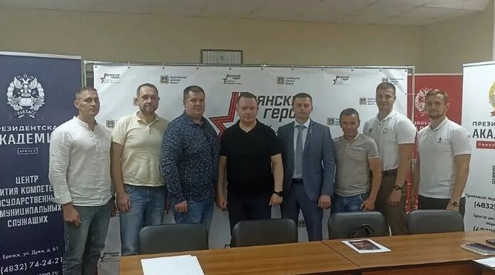 Для «Брянских Героев» провел занятие глава администрации Сельцо