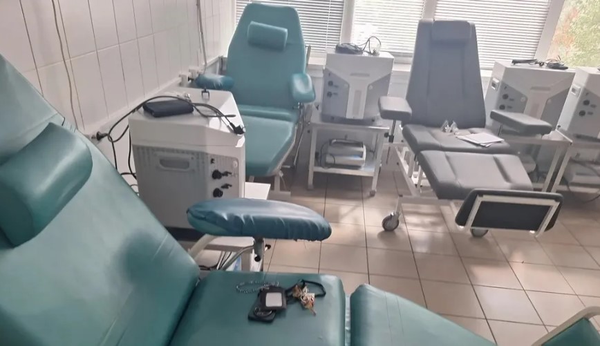 В Брянске станция переливания крови получила оборудование
