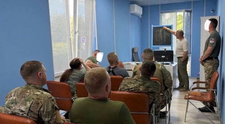 Бойцы «БАРС-Брянск» проходят обучение по работе с компонентами крови