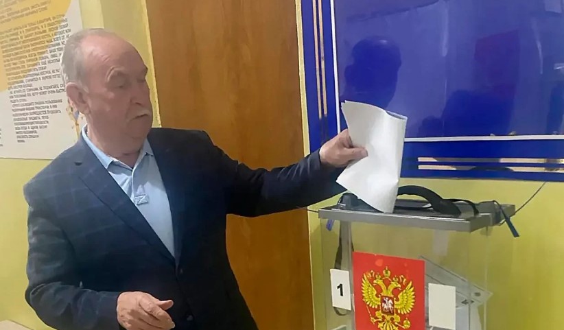 Атаман Брянского казачества проголосовал за стабильное развитие страны