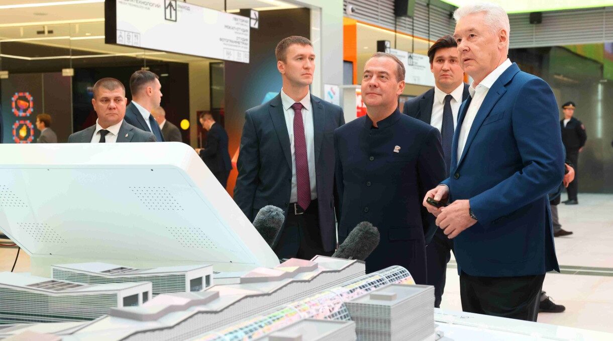 Медведев: технологическое лидерство должно стать основой российской экономики