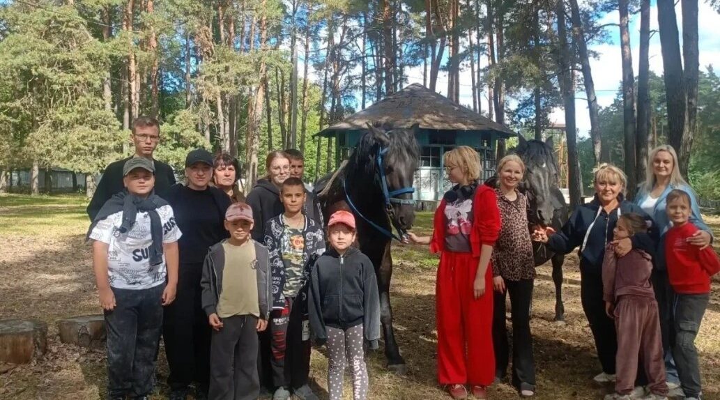 На Брянщине семьи участников СВО провели день на конном подворье