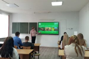 В школах Брянской области провели занятия об аграрной отрасли региона
